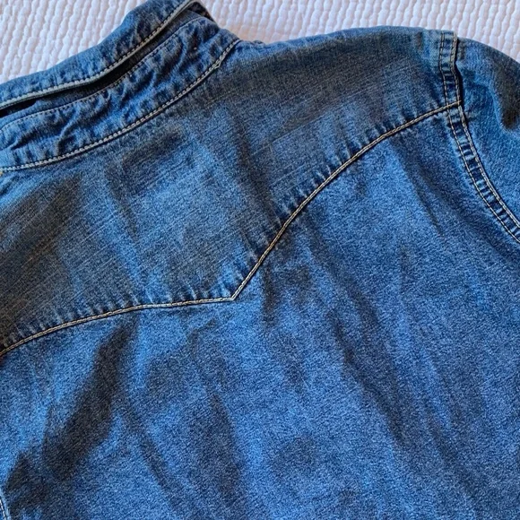 Lucky Brand Blue Denim Shirt with Snap Close - Picture 12 of 16